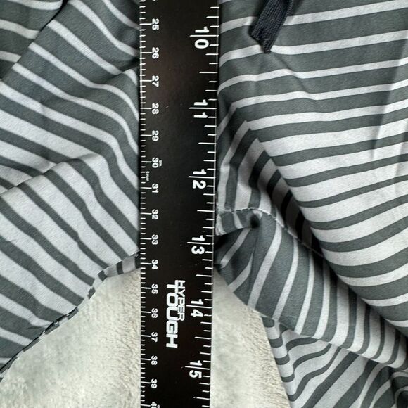 Nike Running Shorts Mens Large Grey Striped Lightweight Performance 7" Inseam - Picture 14 of 16